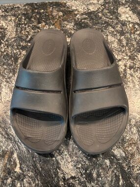 OOFOS Black Recovery Slide Sole (EU 42)